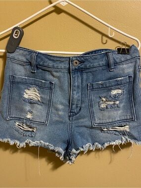 Pacsun Bullhead distressed high rise shirts, medium wash